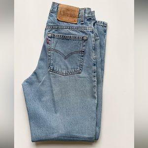 Perfect vintage Levi’s 550 jeans
